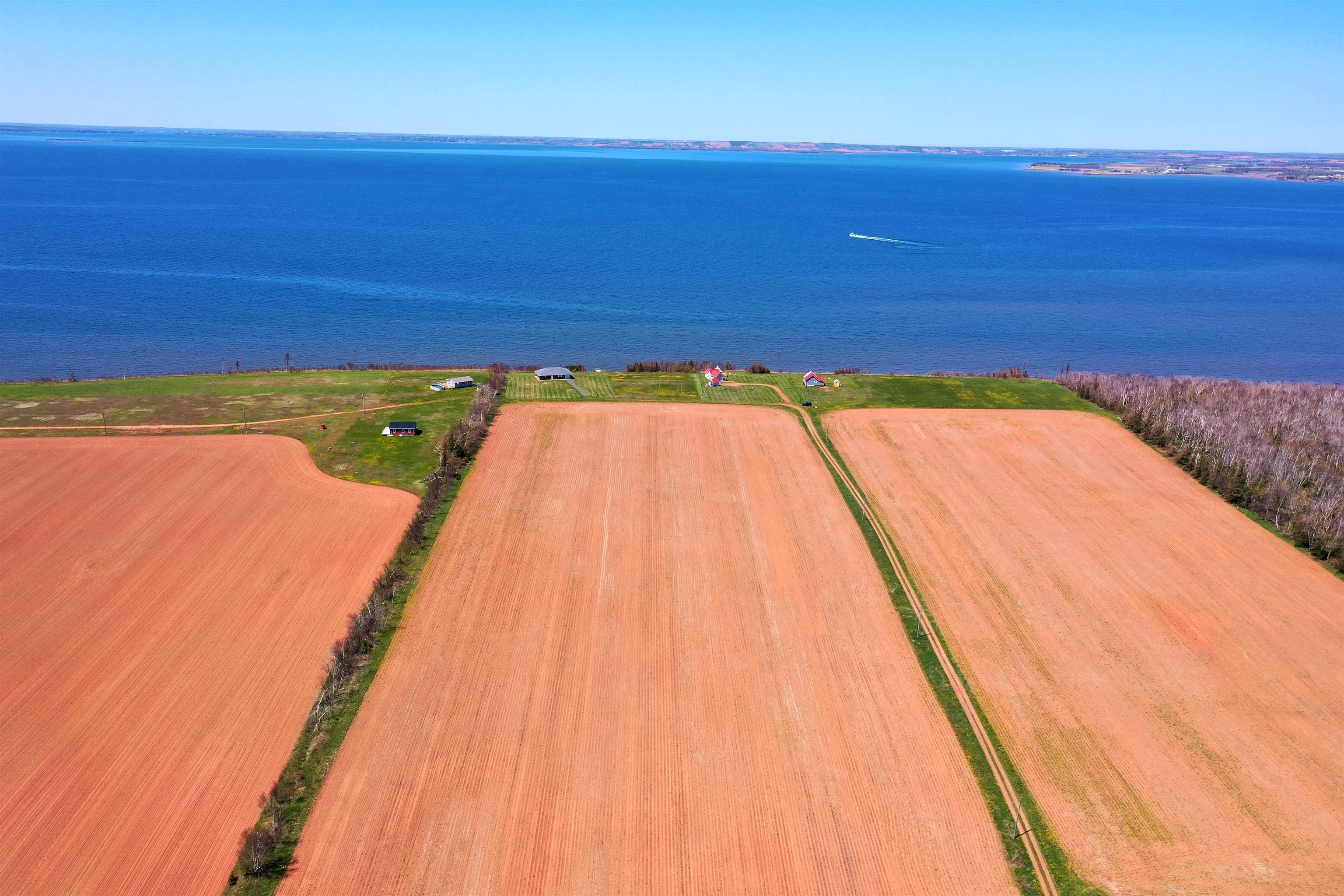 Photo de la propriété:  Lot Shipwreck Shore Road  PE C0A 1A0 