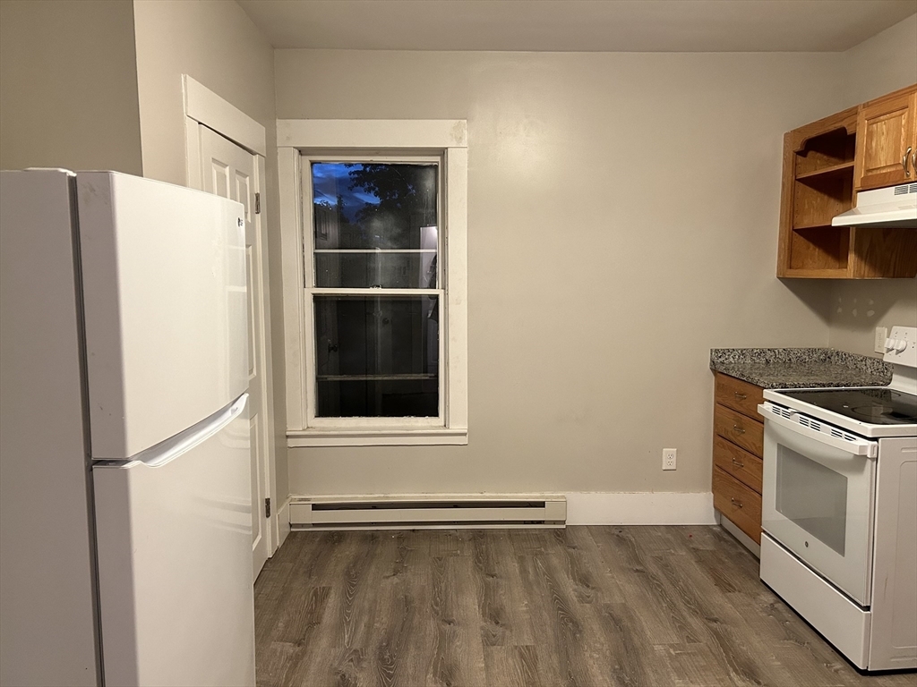 Property Photo:  45 Greenwood Street 2R  MA 01440 