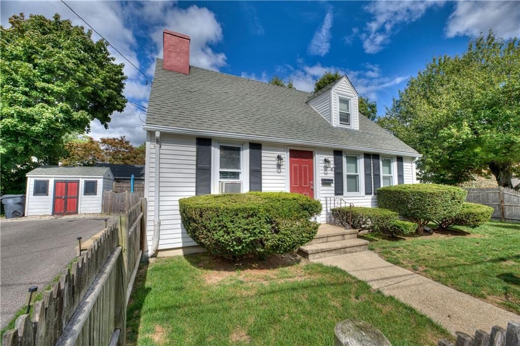Property Photo:  29 Magnolia Street  RI 02889 