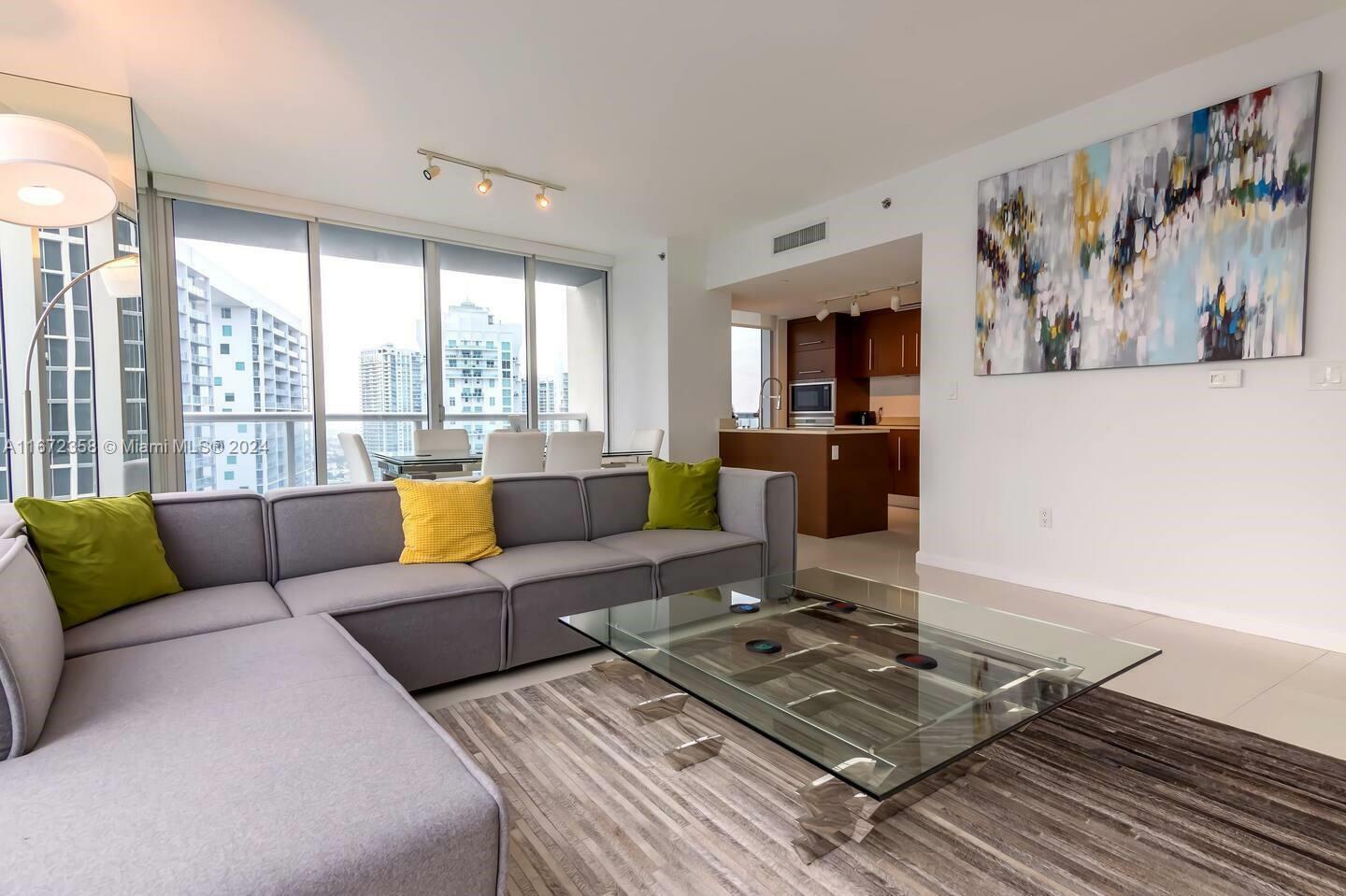 Property Photo:  485 Brickell Ave 3508  FL 33131 