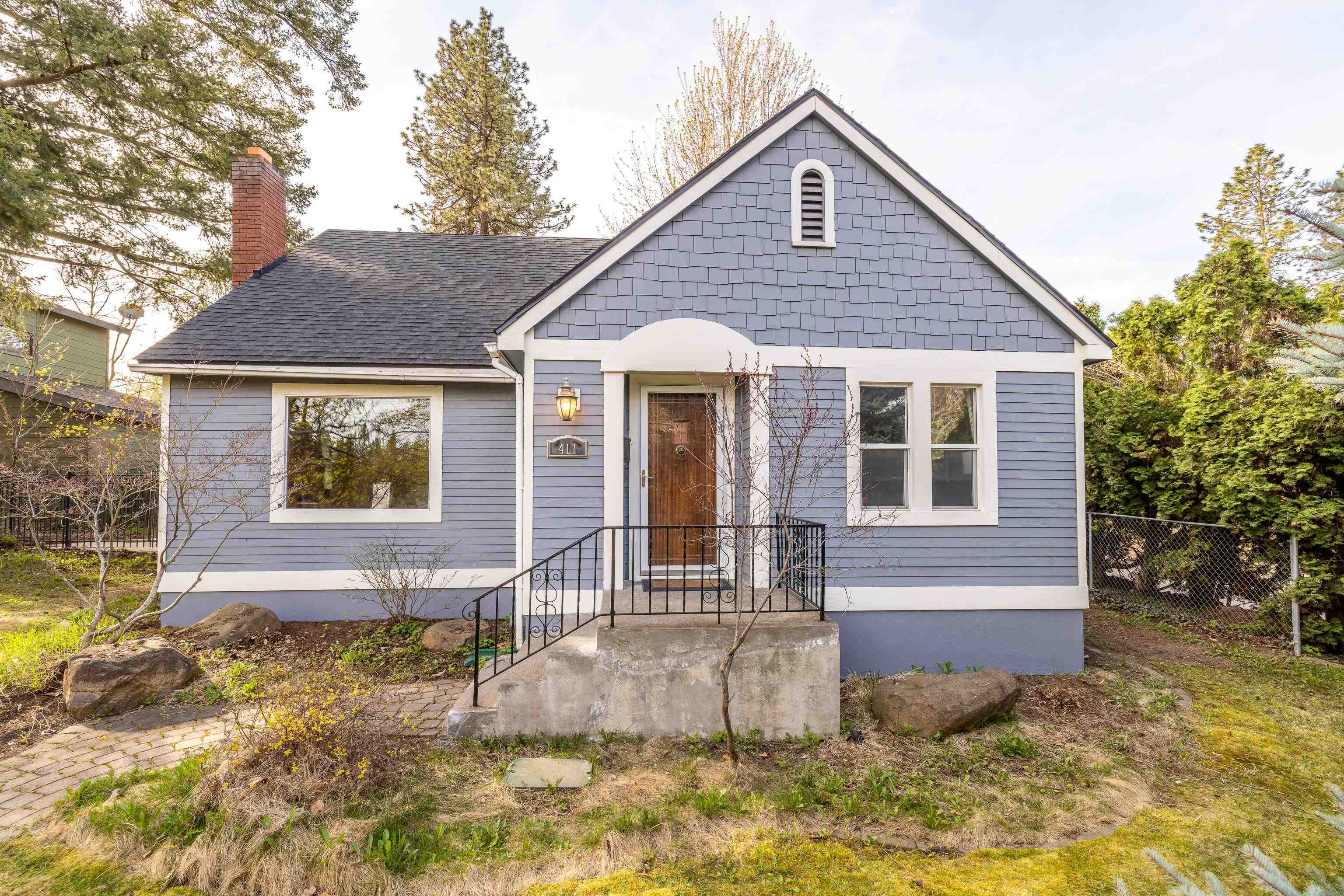 Property Photo:  411 W 21st Ave  WA 99203 