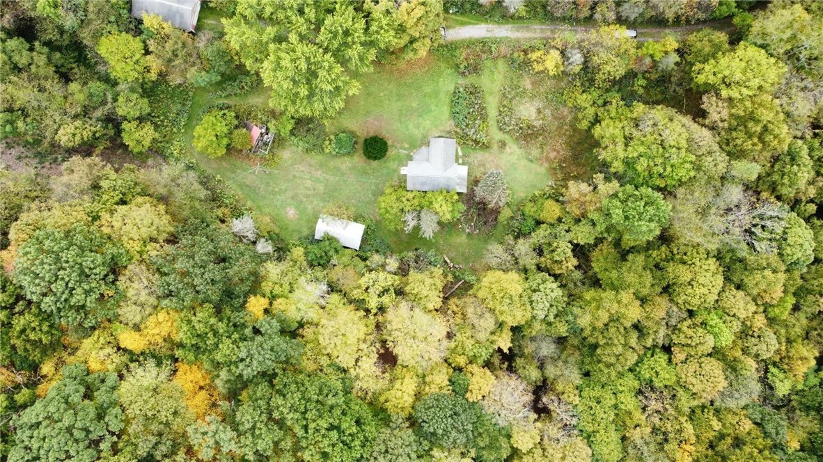 Property Photo:  157 Stamm Hollow Rd  PA 16117 