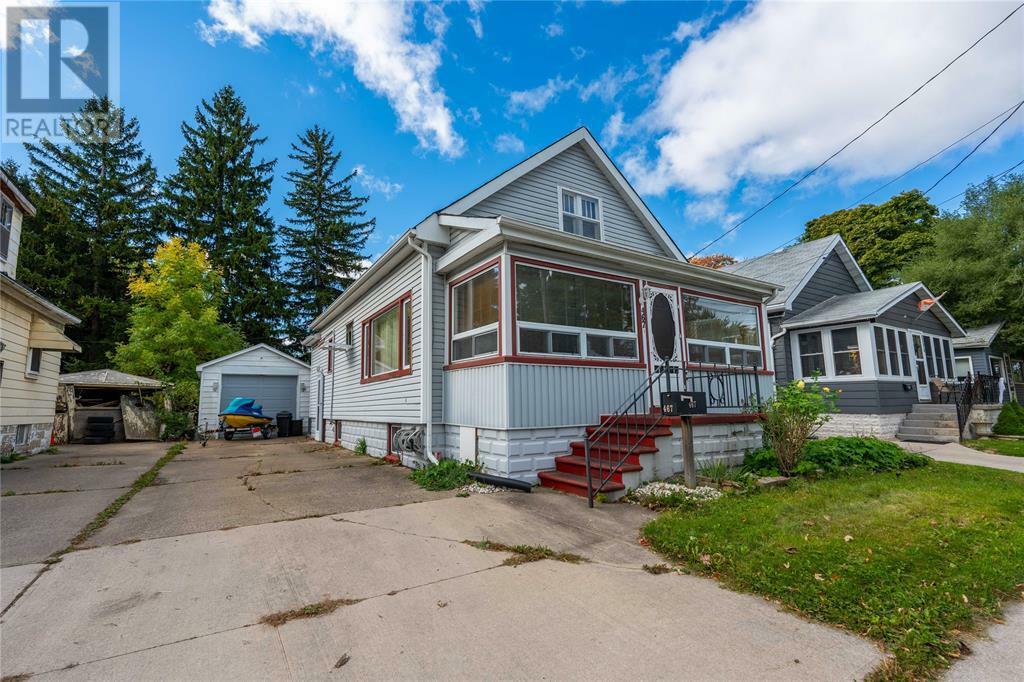 Property Photo:  467 Confederation Street  ON N7T 2B5 