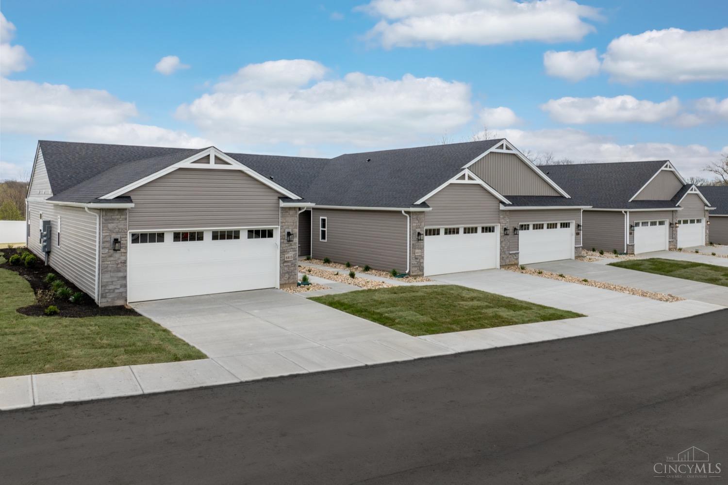 Property Photo: 6813 Traditions Street OH 45044