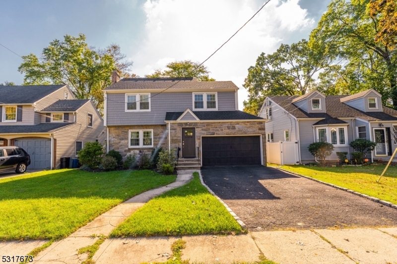 Property Photo:  869 Carteret Ave  NJ 07083 