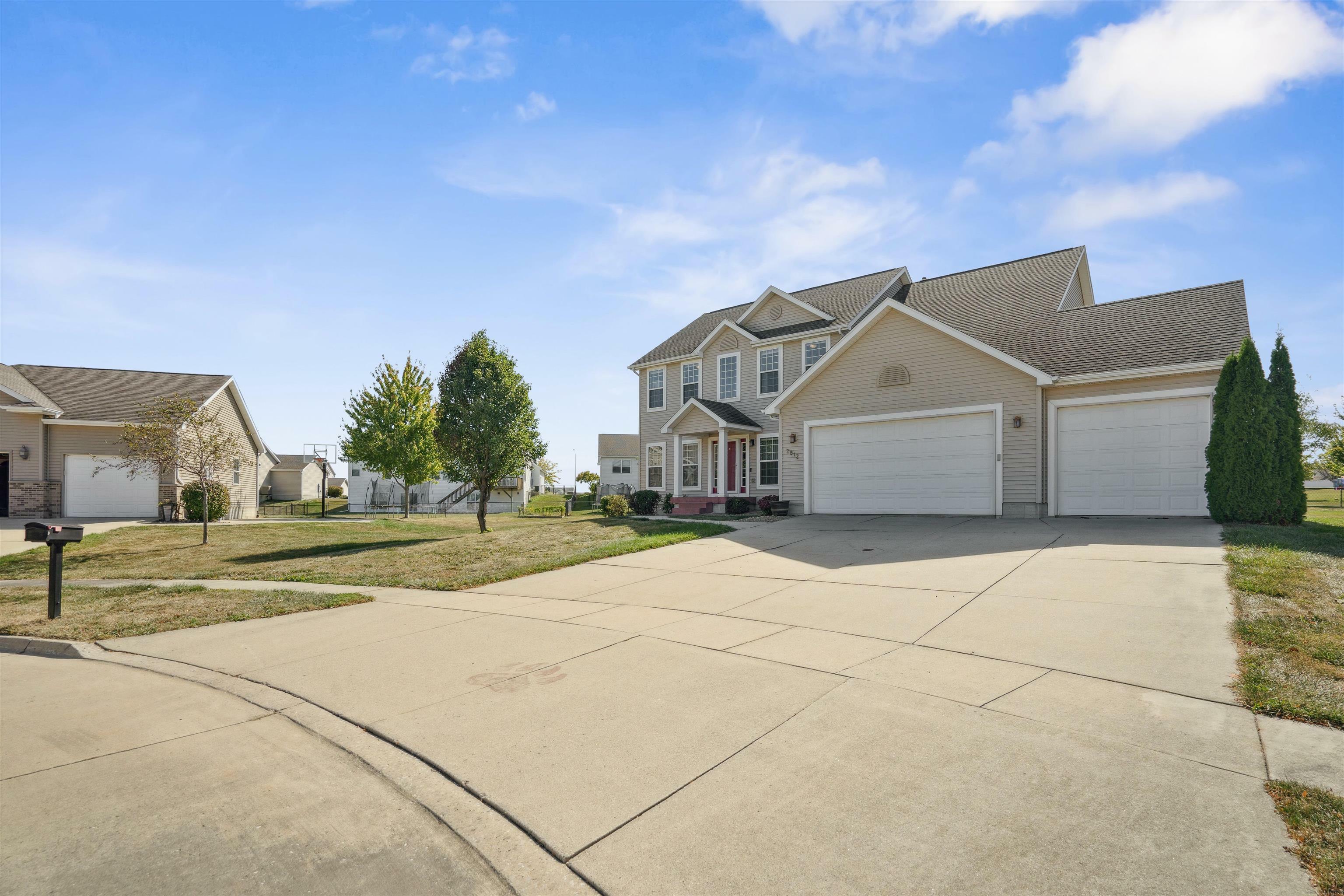 Property Photo:  2812 Covey Court  IA 50613 