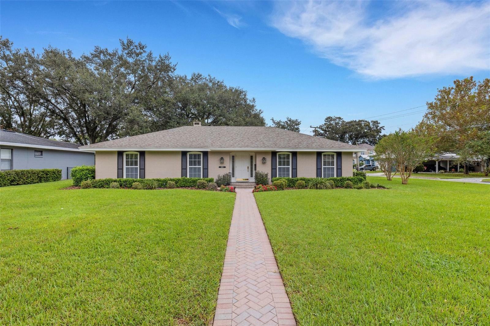 Property Photo:  2620 Jonila Avenue  FL 33803 