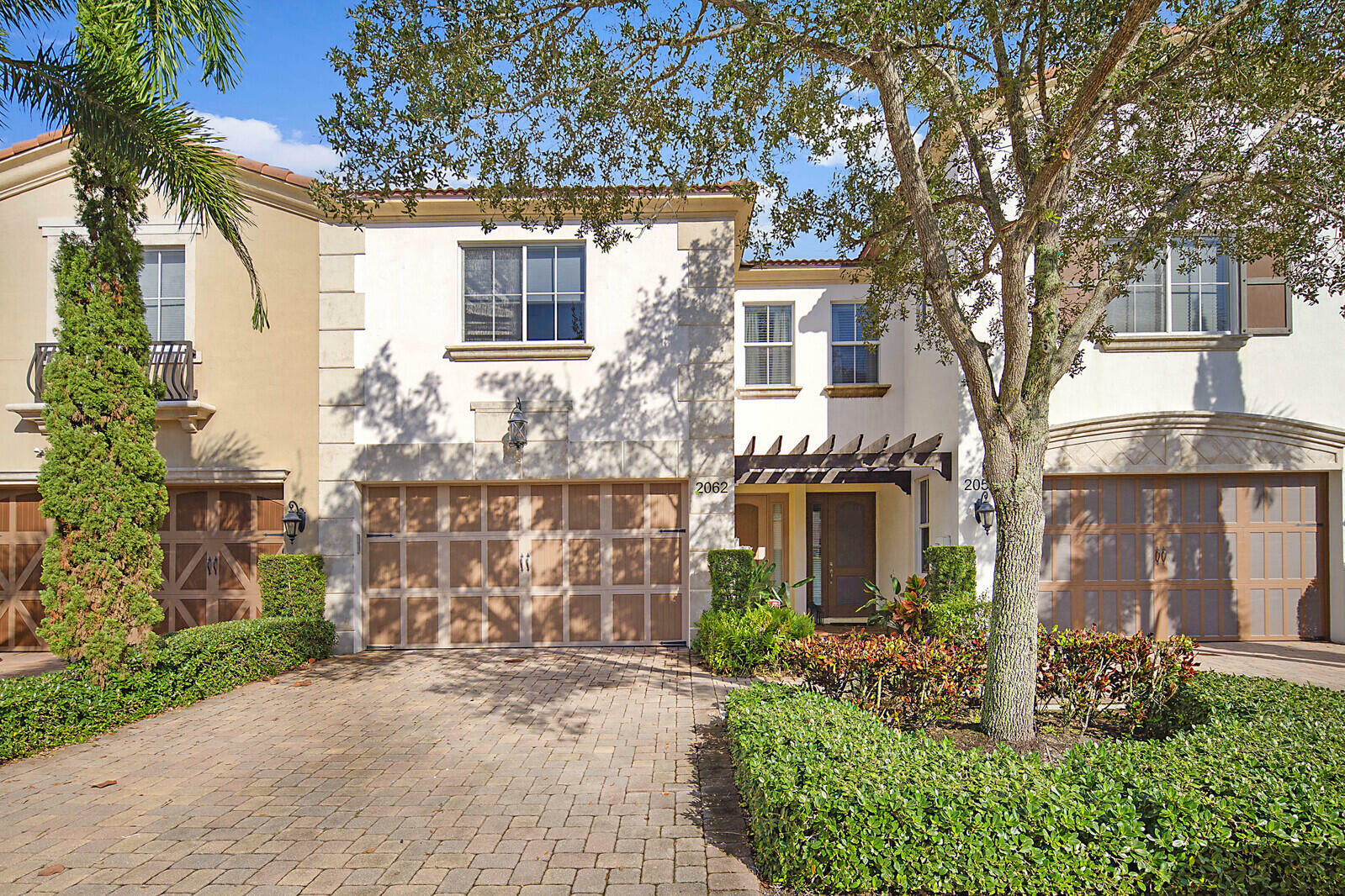 Property Photo:  2062 Foxtail View Court  FL 33411 