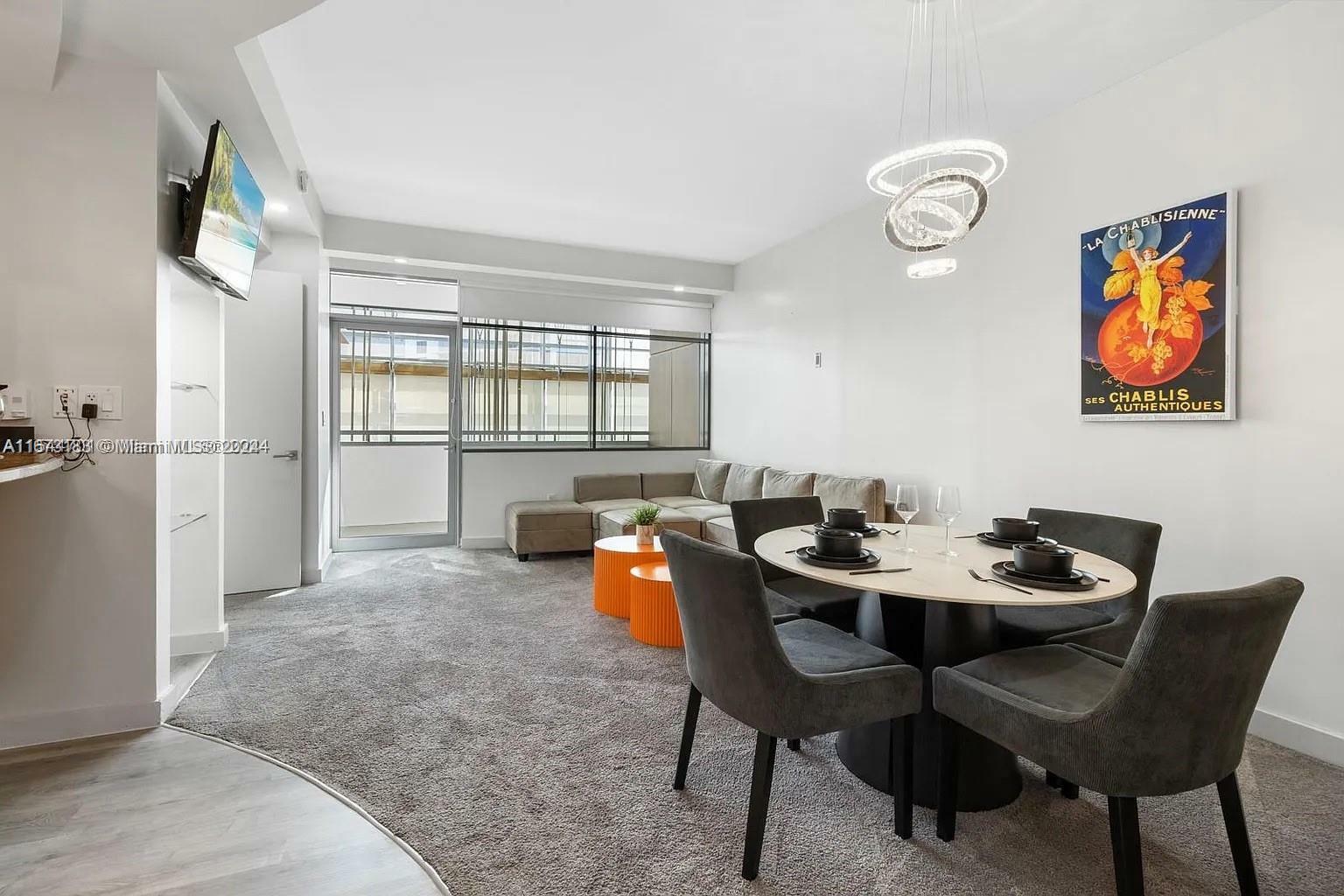 Property Photo:  1395 Brickell Avenue 3211  FL 33131 