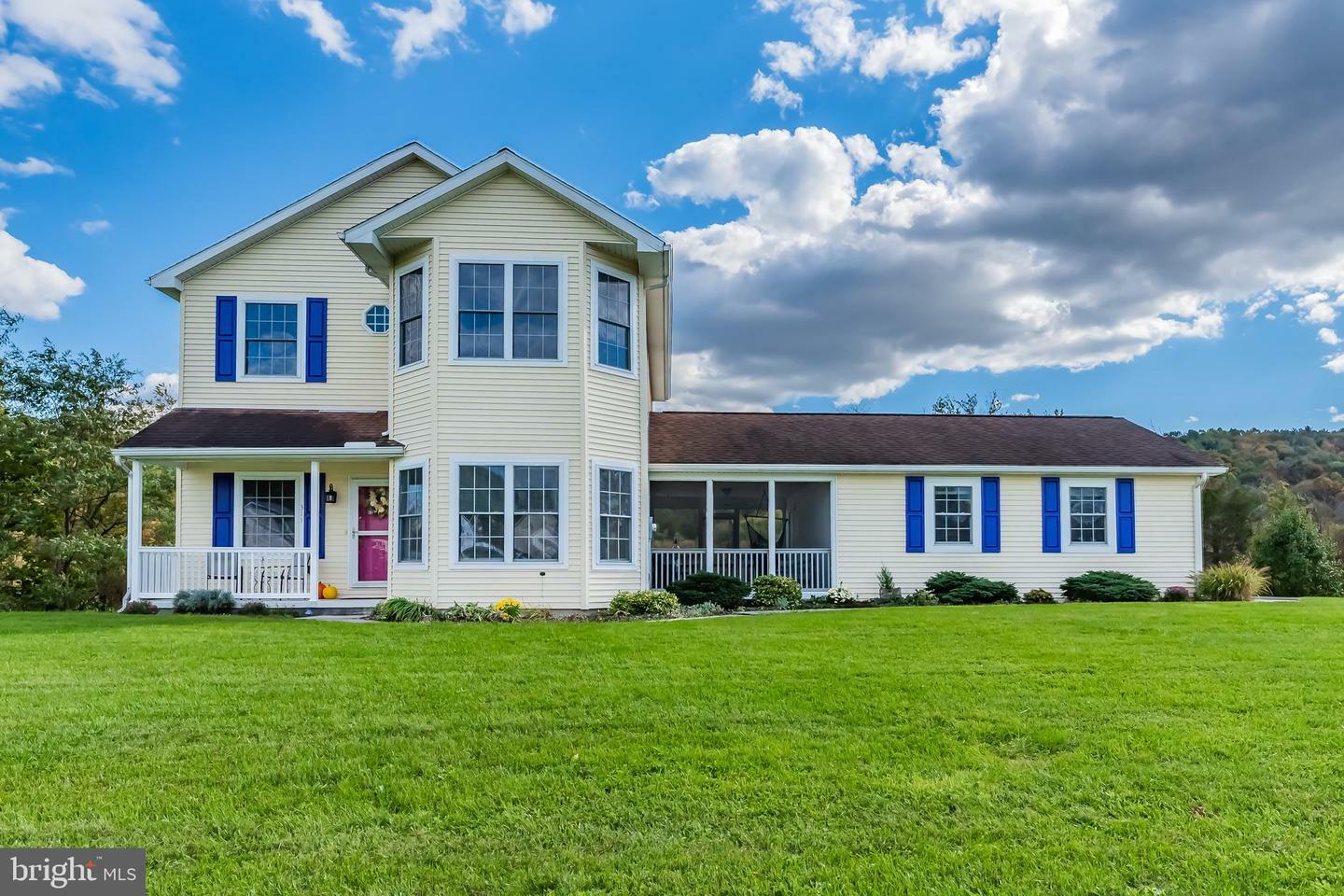 Property Photo:  311 Lakeside Drive  PA 17068 