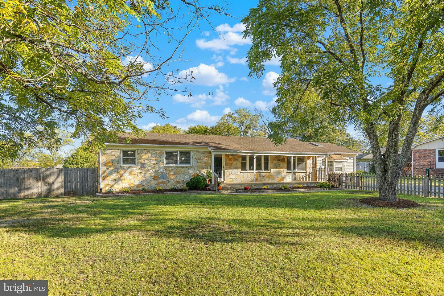 Property Photo:  102 Walnut Drive  VA 22405 