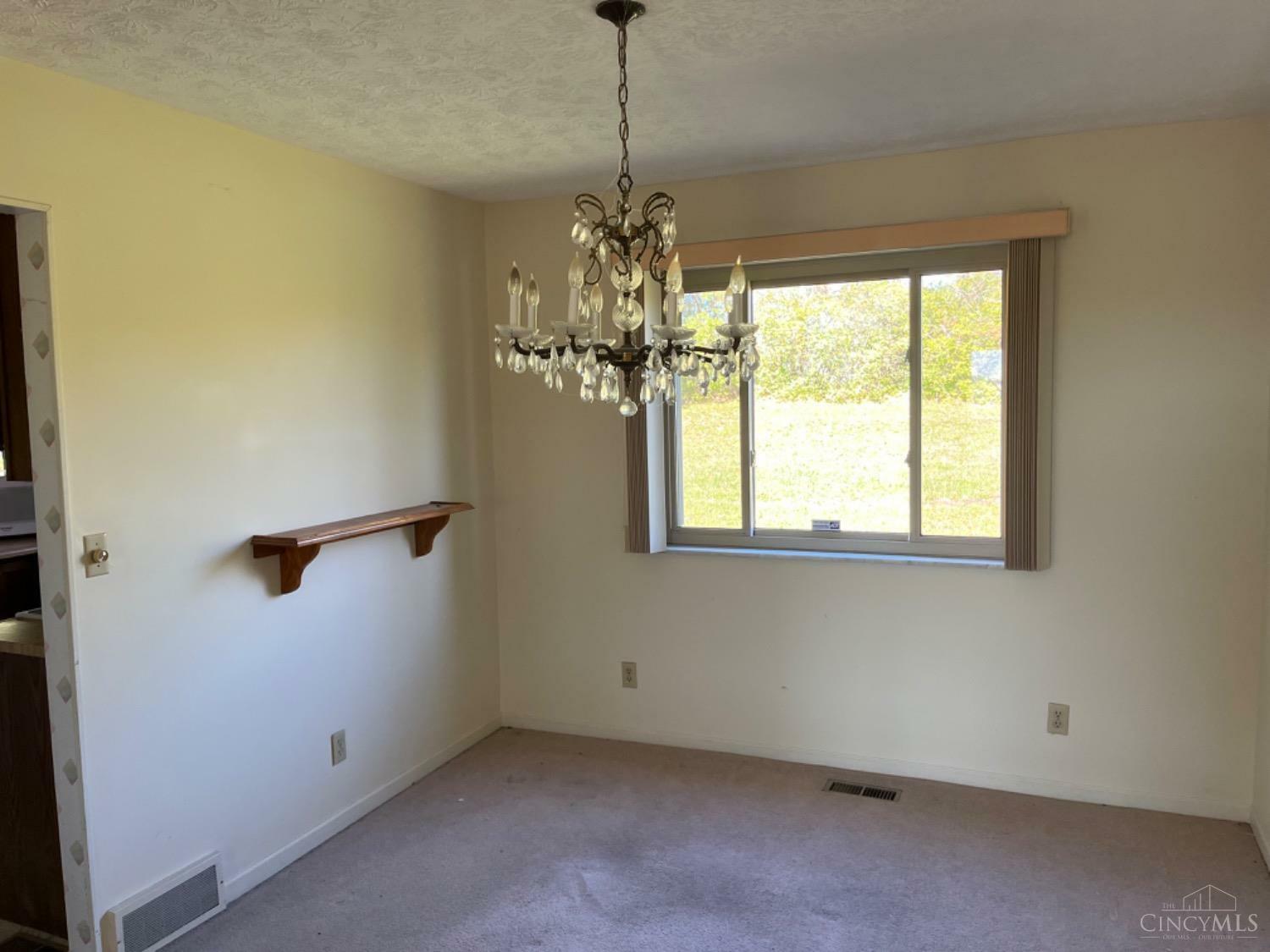 Property Photo:  135 Farmington Drive  OH 45013 