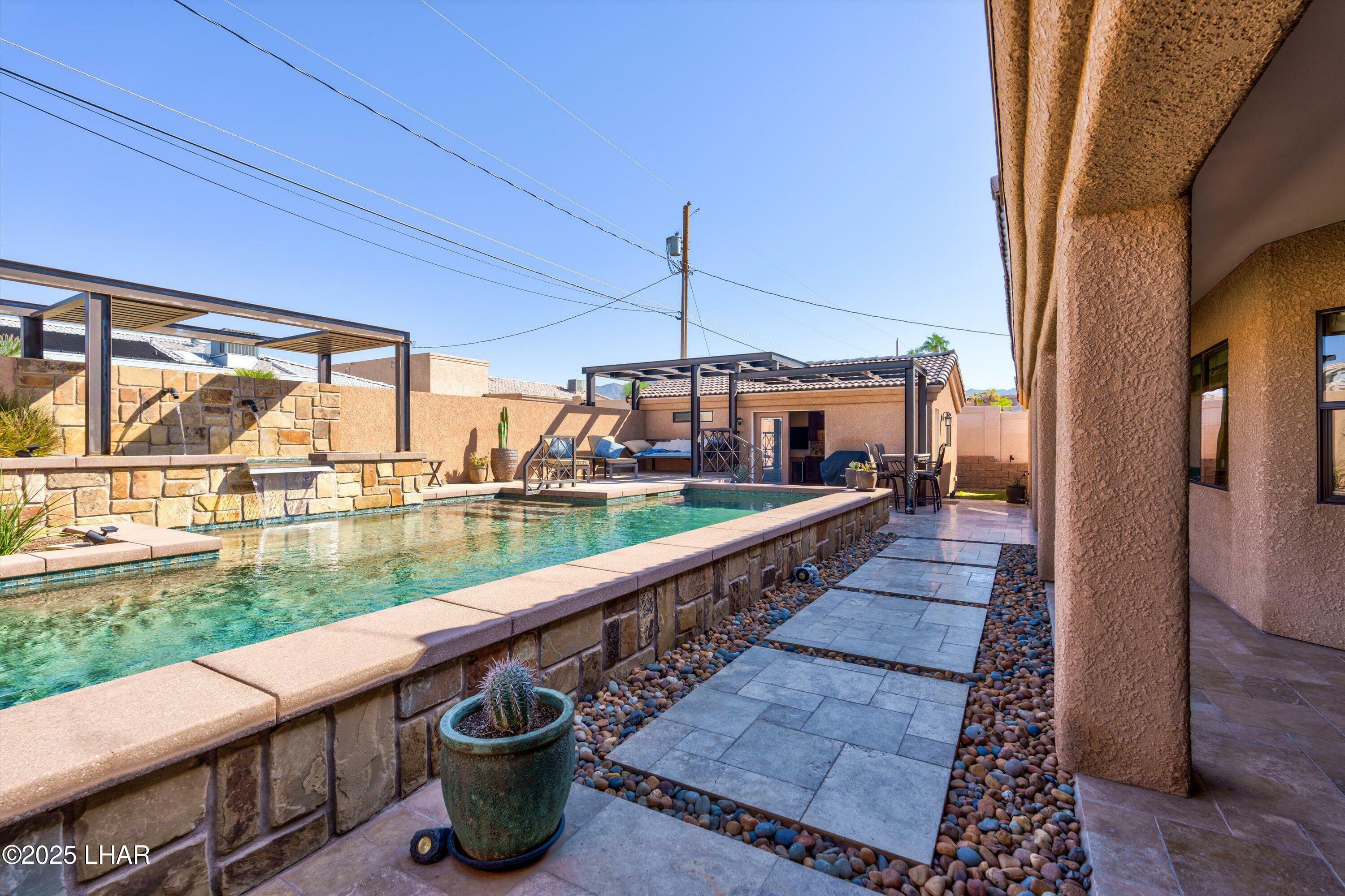 Property Photo:  2871 Corral Dr  AZ 86404 