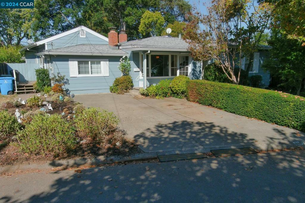 Property Photo:  791 Storybook Ct  CA 94947 