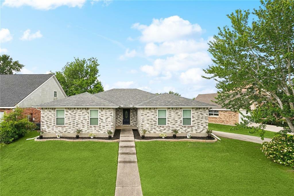 Property Photo: 204 Chubasco Lane LA 70458