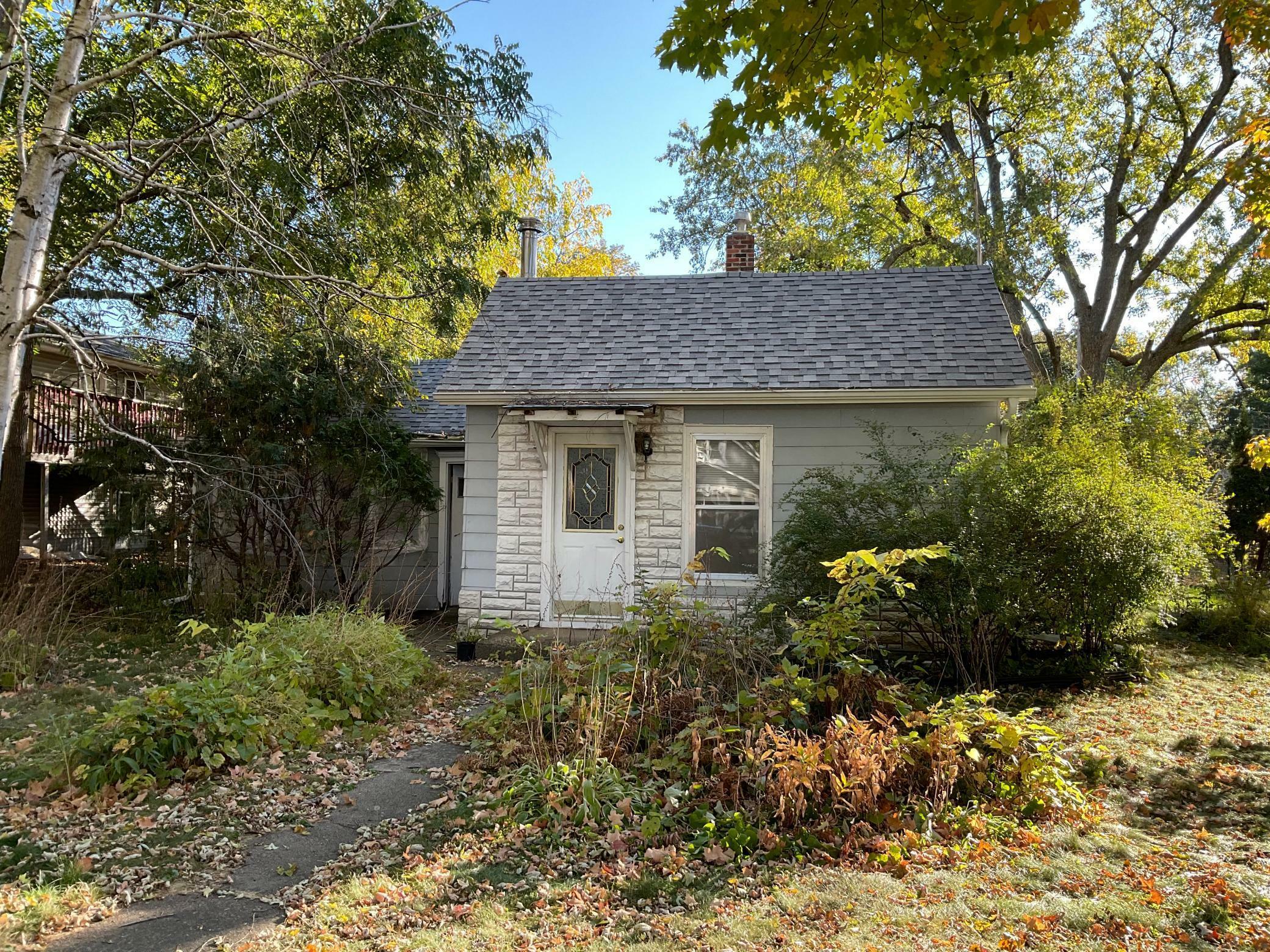 Property Photo:  114 S Dallas Street  WI 54022 