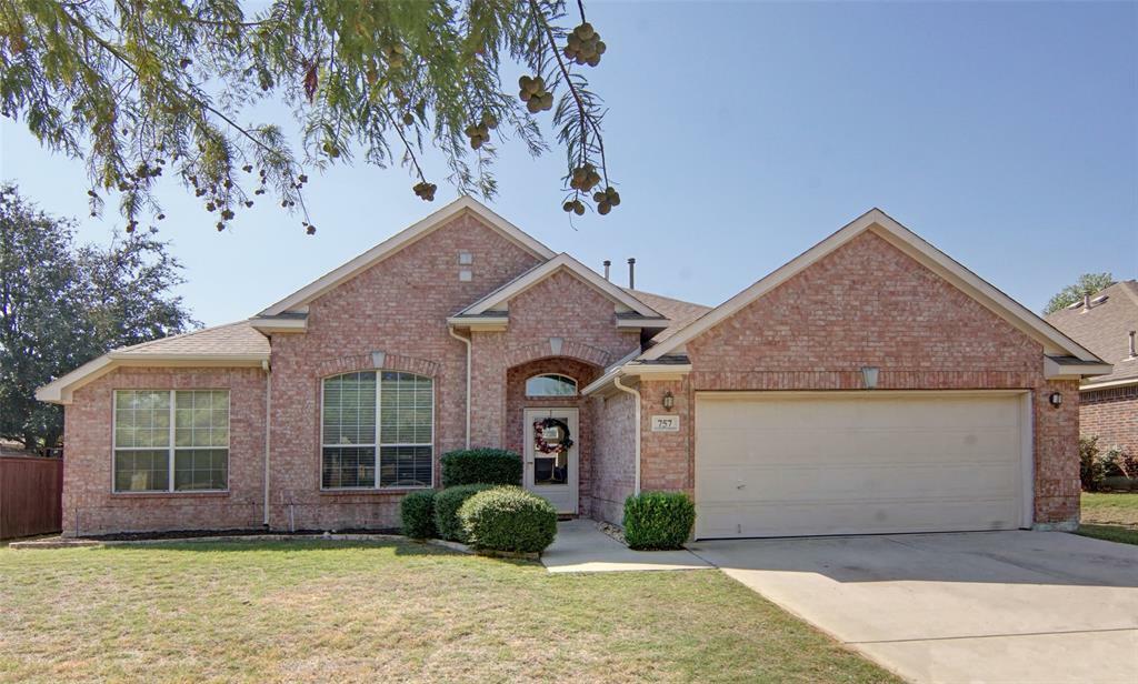 Property Photo:  757 Catalpa Road  TX 76131 