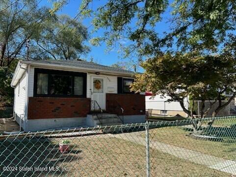 406 Grandview Avenue  Staten Island NY 10303 photo