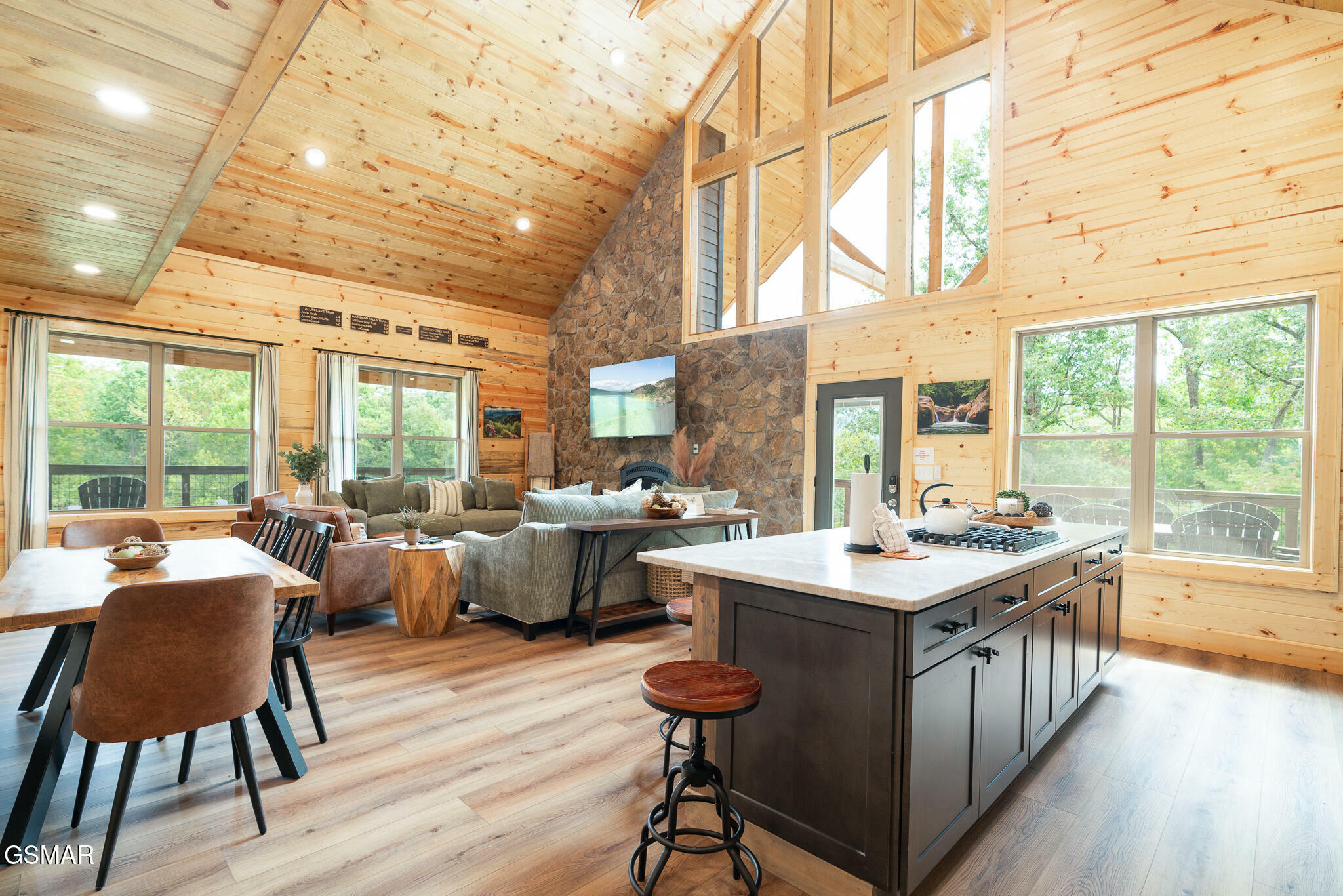 Property Photo: 245 Moneymaker Circle TN 37738