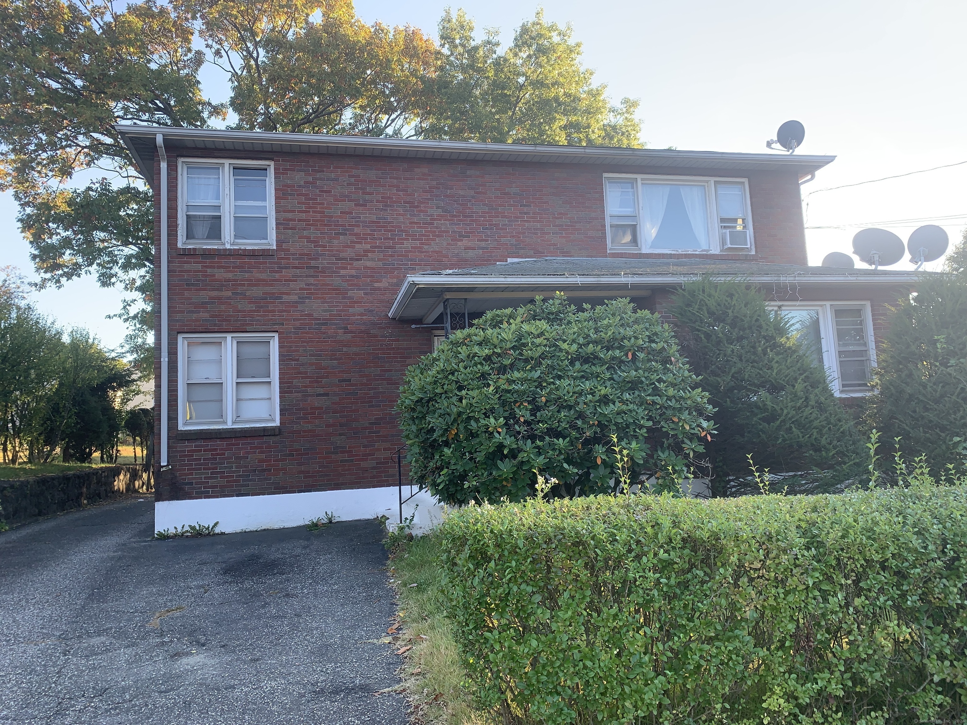 264 Wall Street  Waterbury CT 06704 photo