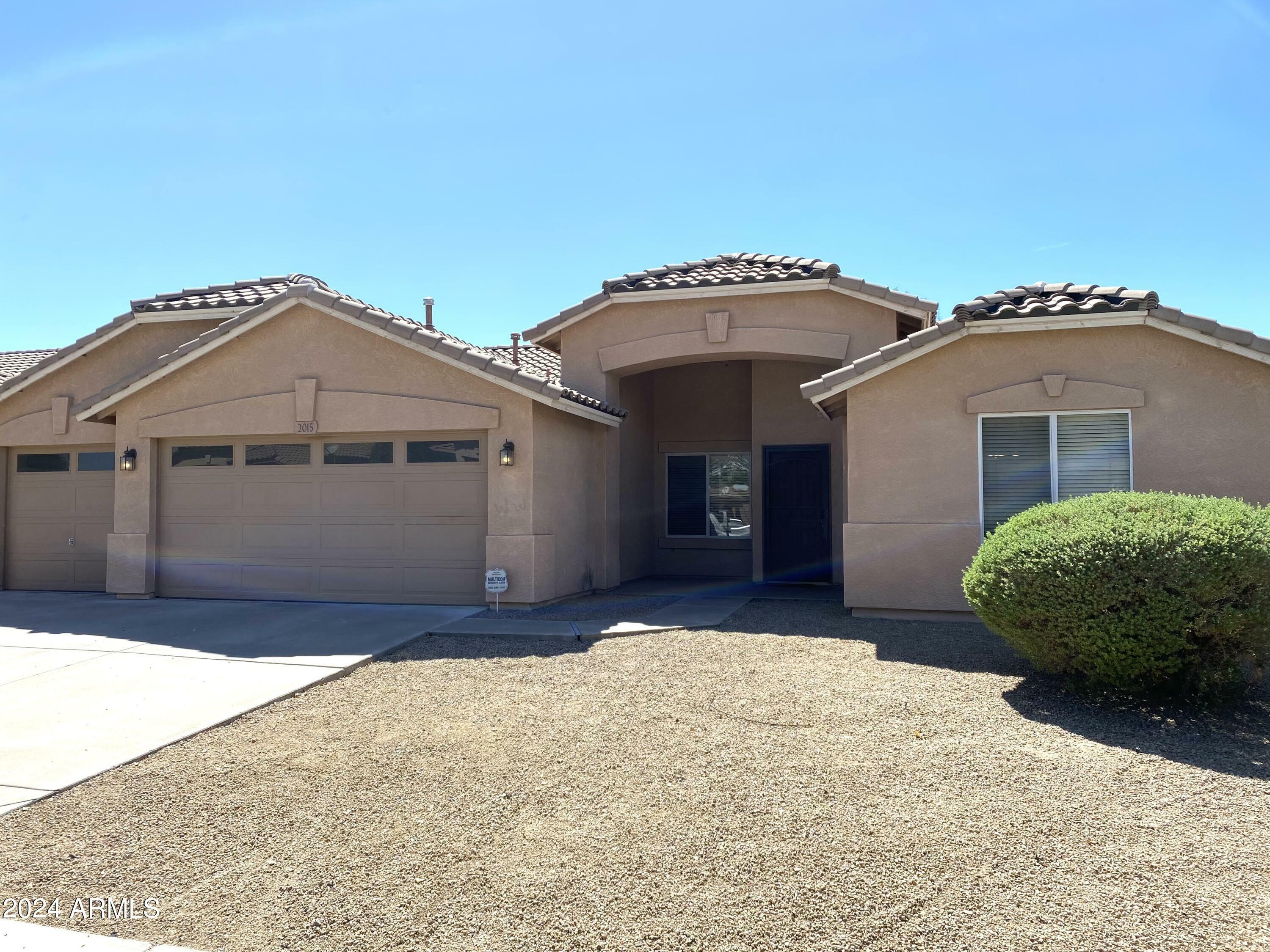 Property Photo:  2015 W Hasan Drive  AZ 85041 