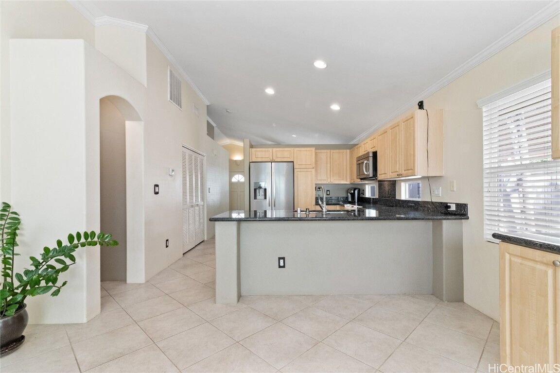 Property Photo: 91-1065 Kekaiholo Street HI 96706