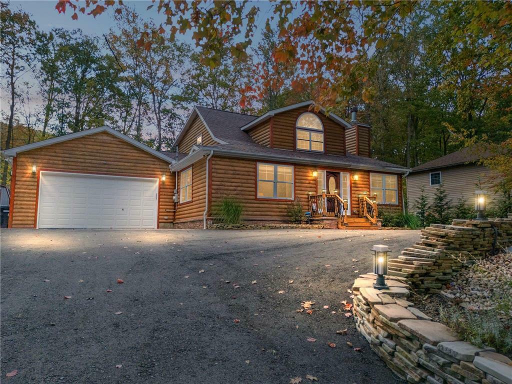 Property Photo:  271 Four Seasons Drive  PA 18222 