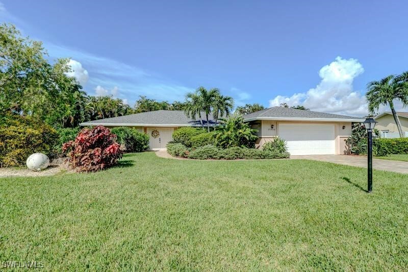 Property Photo:  15054 Bonaire Circle  FL 33908 