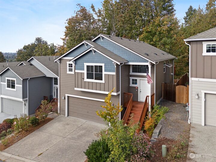 Property Photo:  7115  17th Place SE  WA 98258 