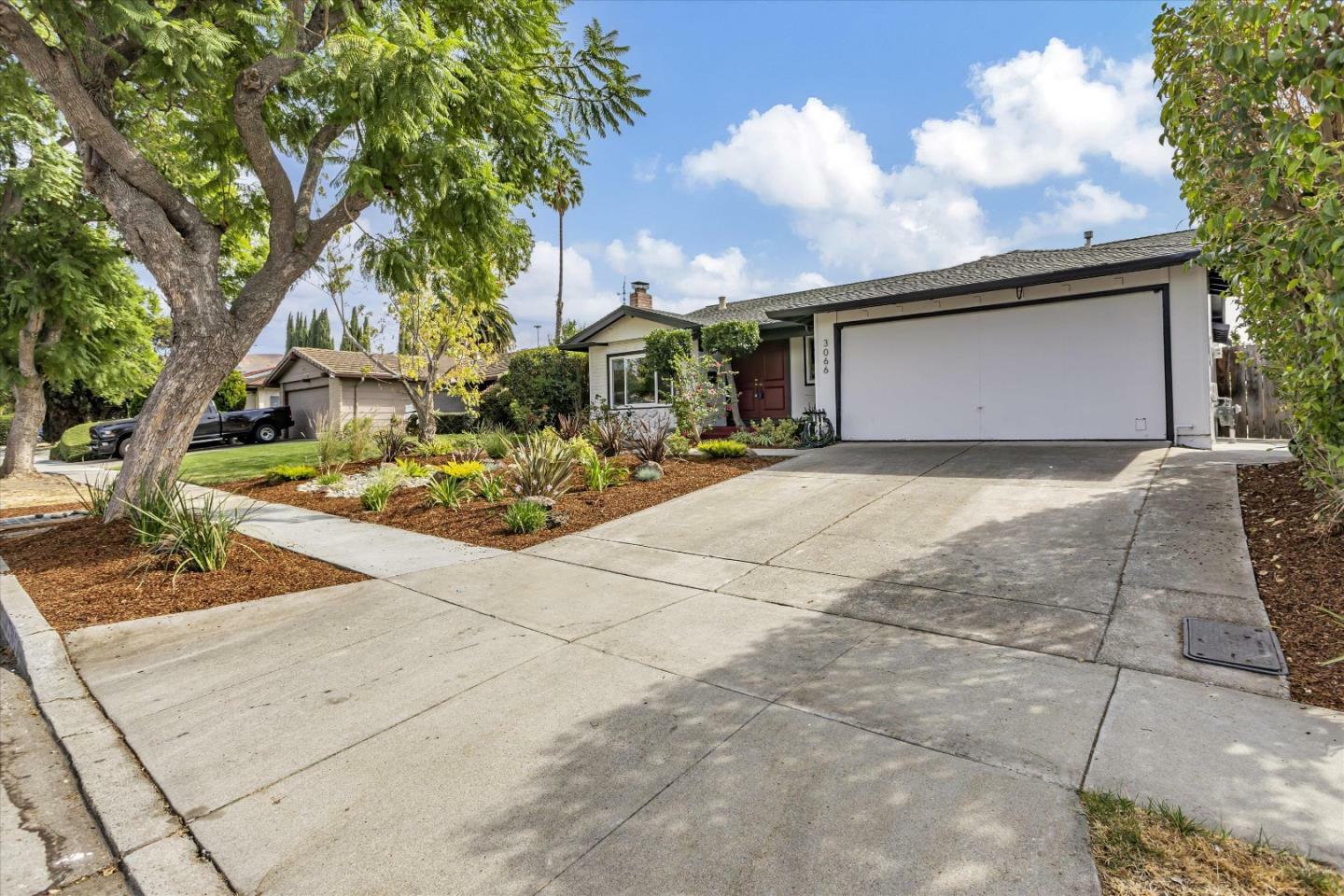 Property Photo:  3066 Baronscourt Way  CA 95132 