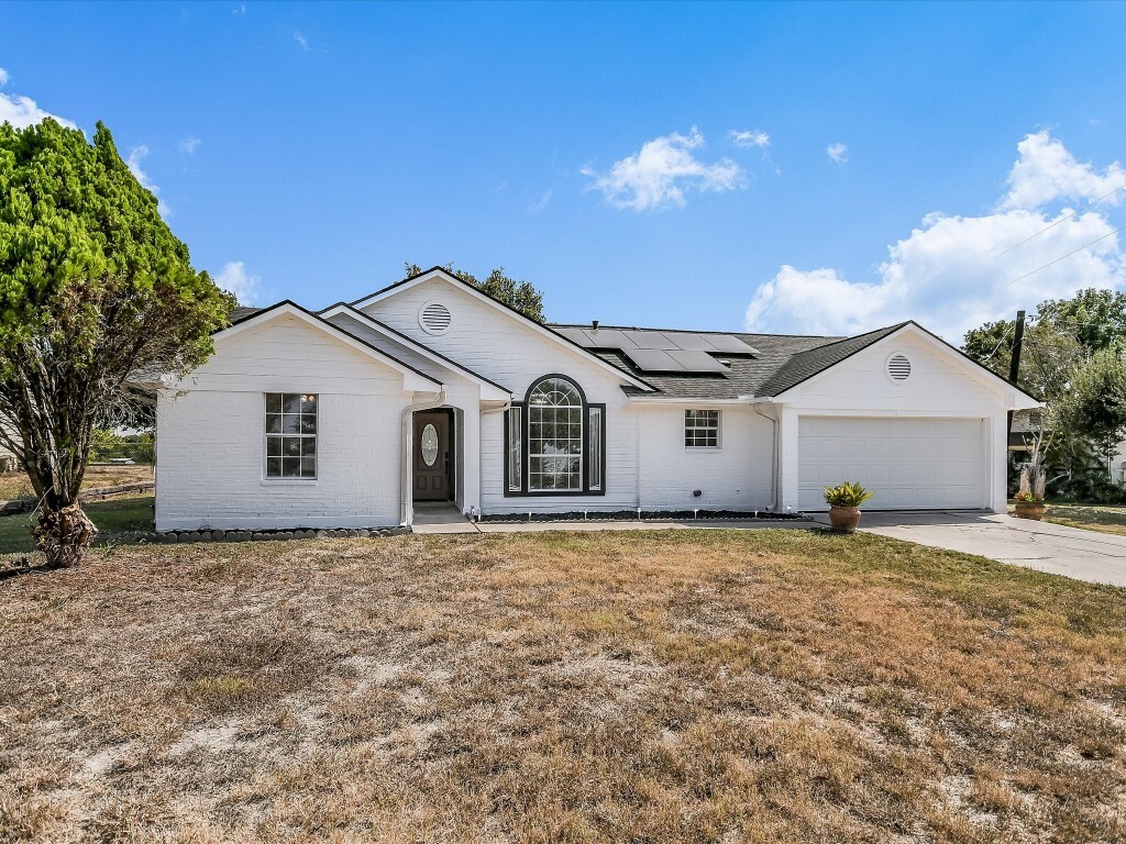 Property Photo:  107 Tori Drive  TX 78610 