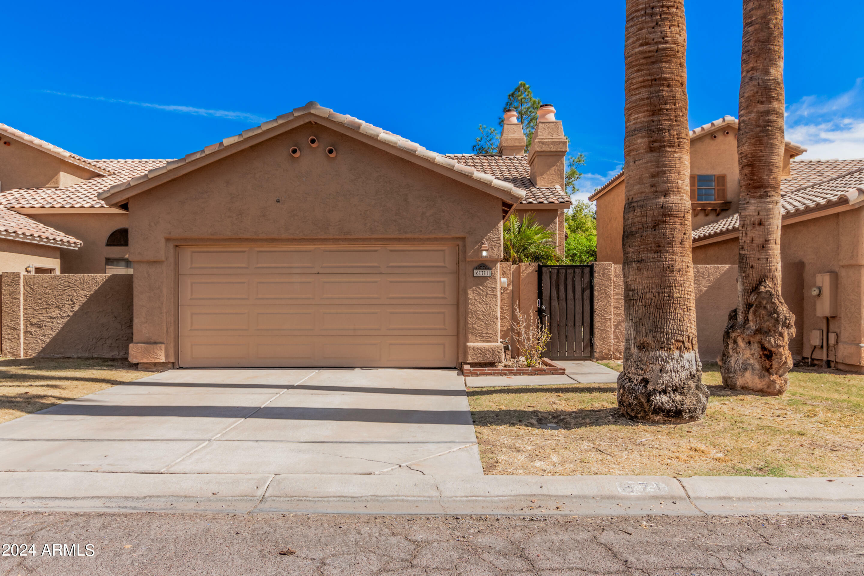 Property Photo:  671 N Maple Street  AZ 85226 