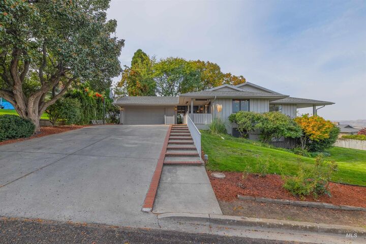 Property Photo: 2956 Mayfair Ridge ID 83501