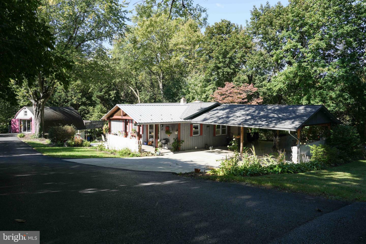 Property Photo:  120 Frances Avenue  PA 17602 