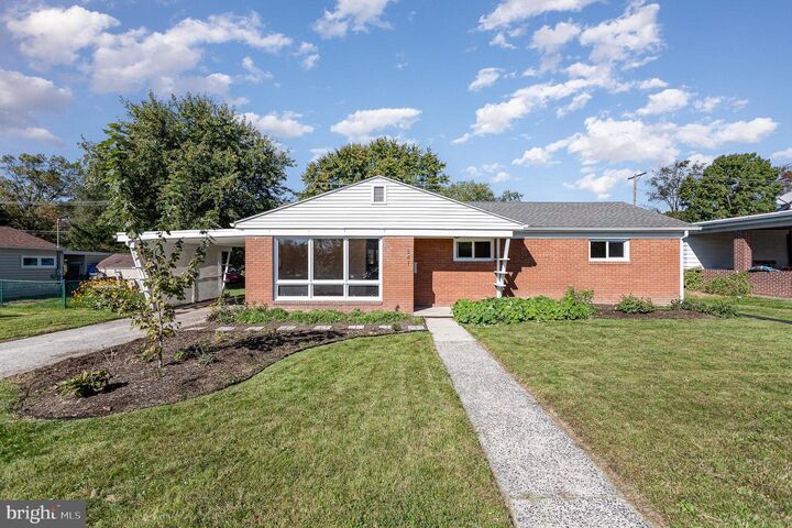 841 Johns Avenue  Gettysburg PA 17325 photo