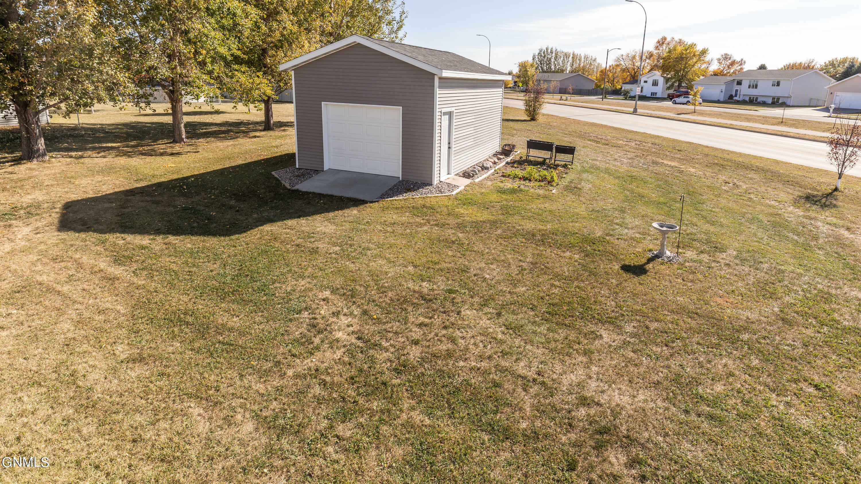 Property Photo:  3913 Clark Place NW  ND 58554 