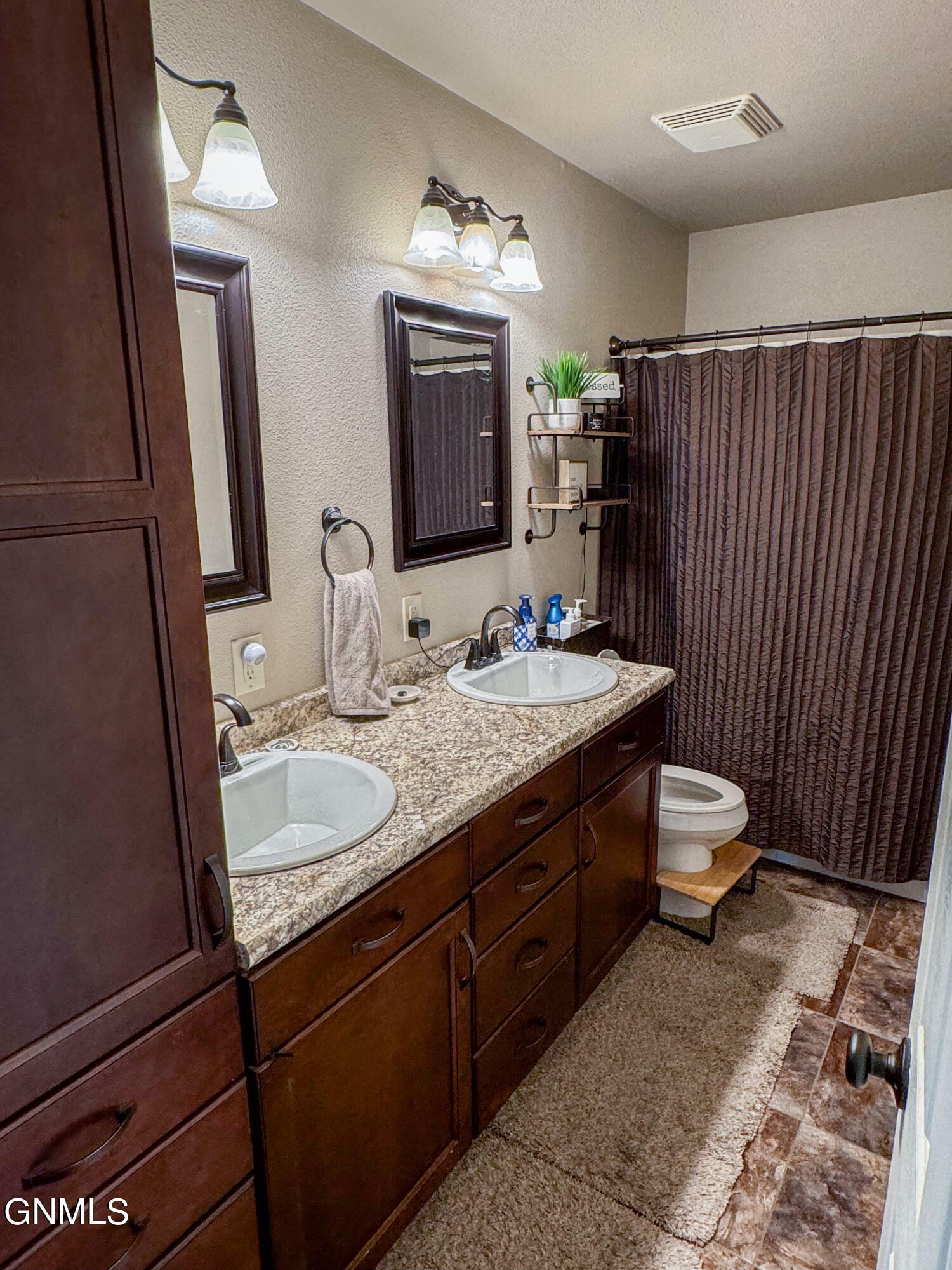 Property Photo:  1744 Wichita Drive  ND 58504 