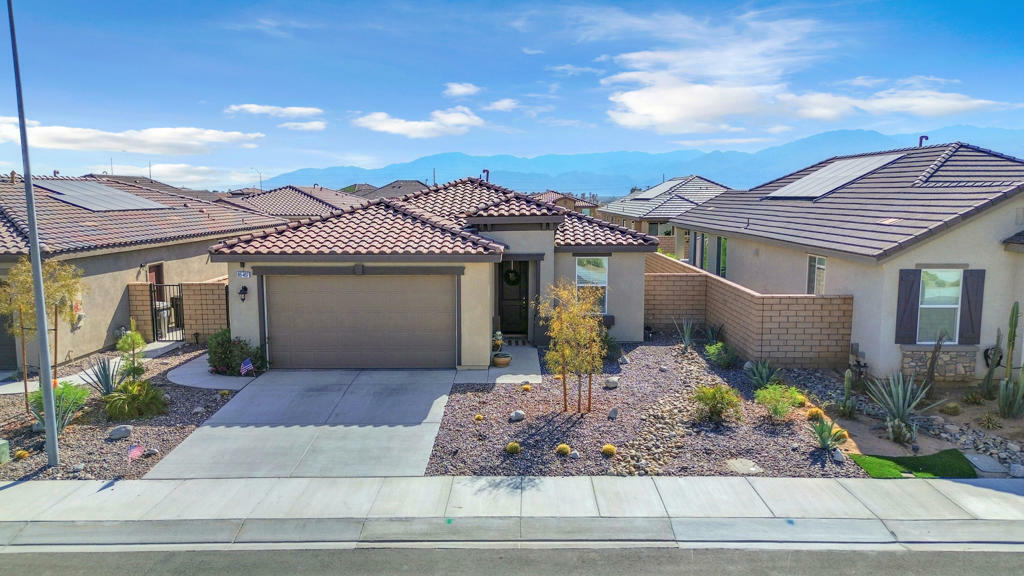 Property Photo:  85497 Giorno Court  CA 92203 