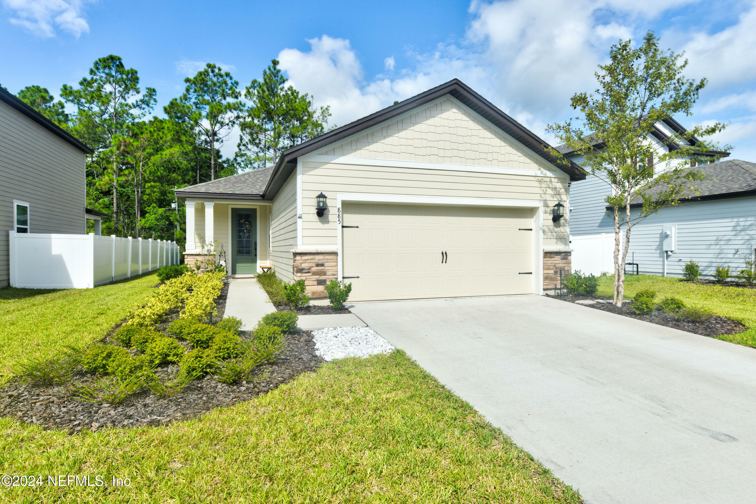 Property Photo:  885 Morgans Treasure Road  FL 32084 