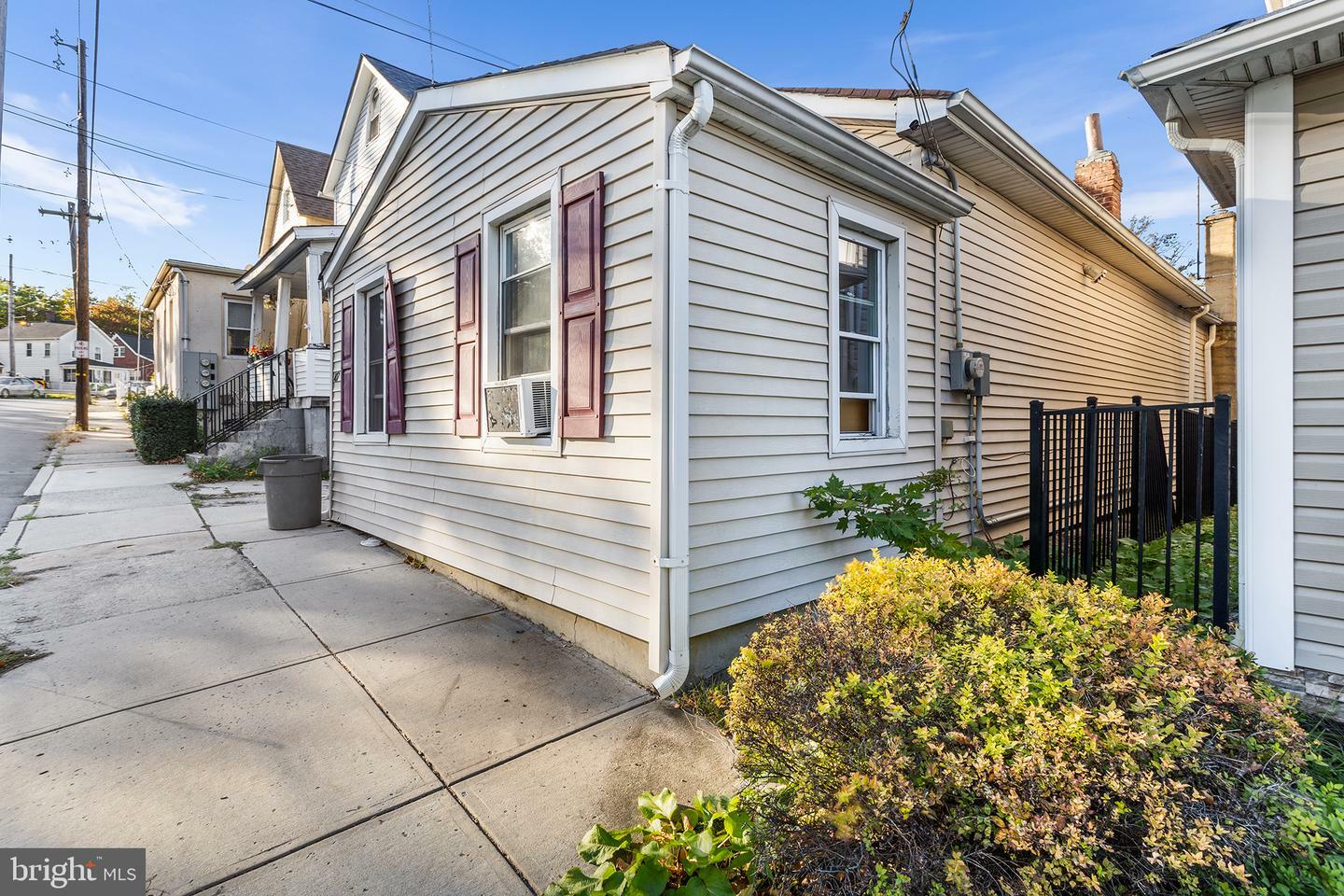 Property Photo:  107 Prospect Street  NJ 08882 