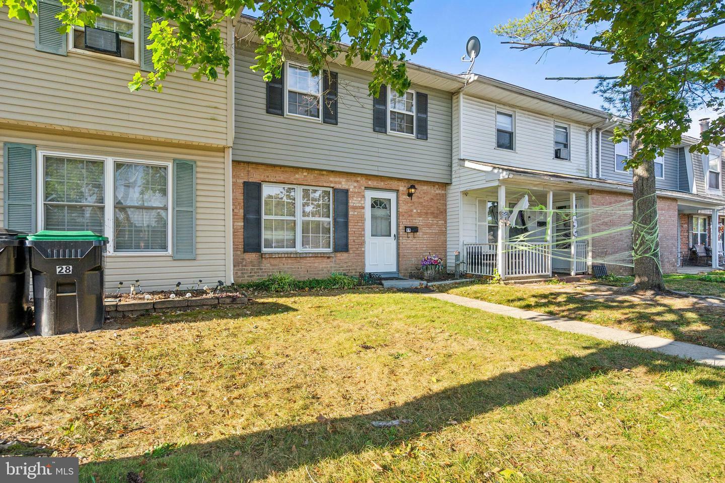 Property Photo:  29 Maureen Court  NJ 08081 