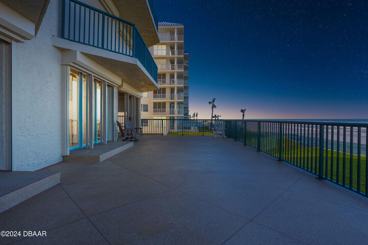 Property Photo: 4621 S Atlantic Ave. Avenue 7101 FL 32127