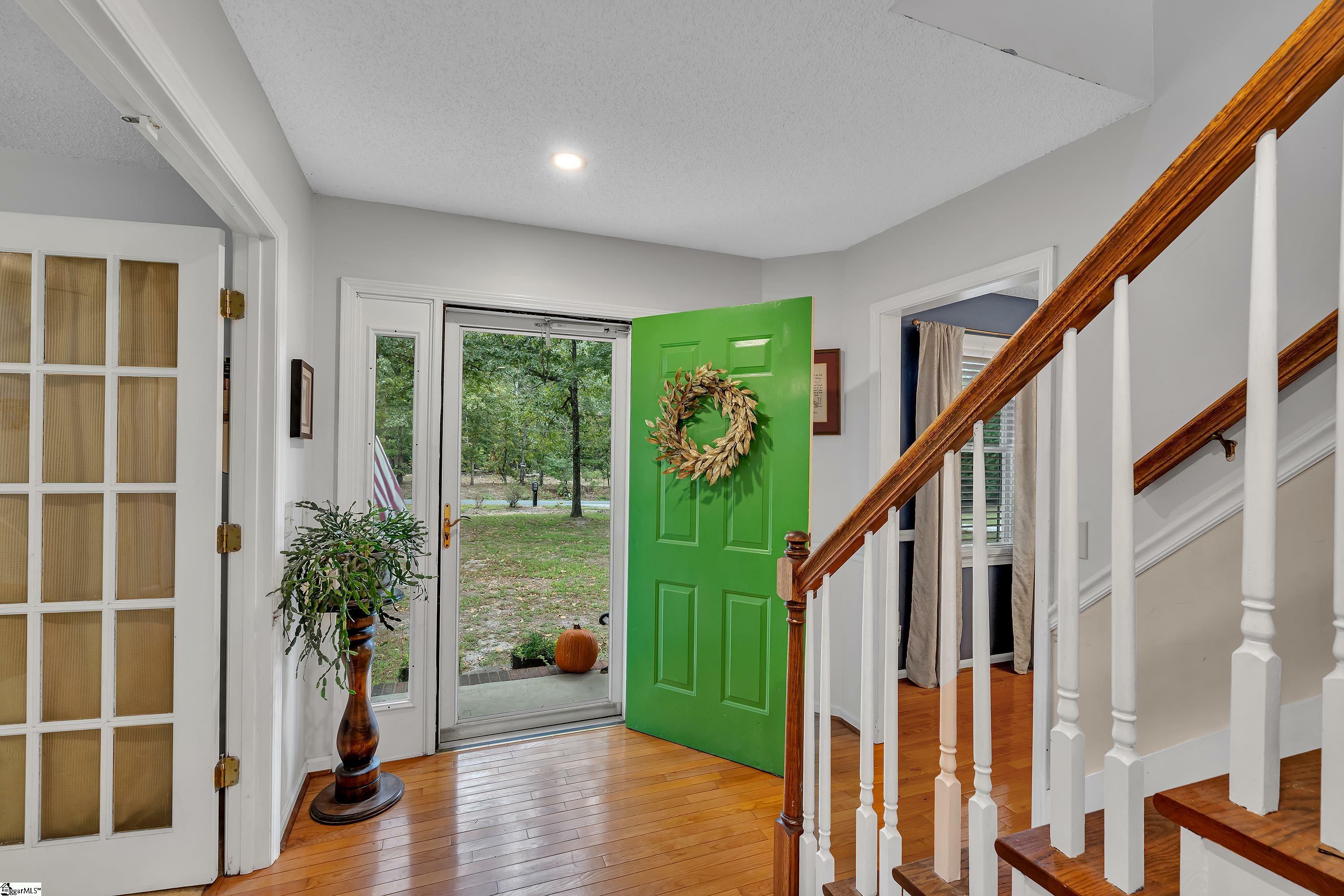 Property Photo:  207 Wren Road  SC 29673 