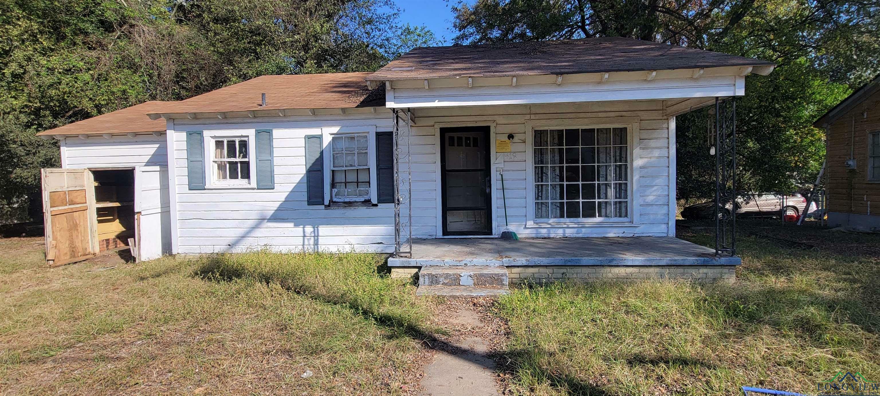 Property Photo:  419 Larry  TX 75602 