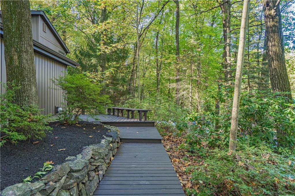 Property Photo:  110 Mountain Park Road  PA 18103 