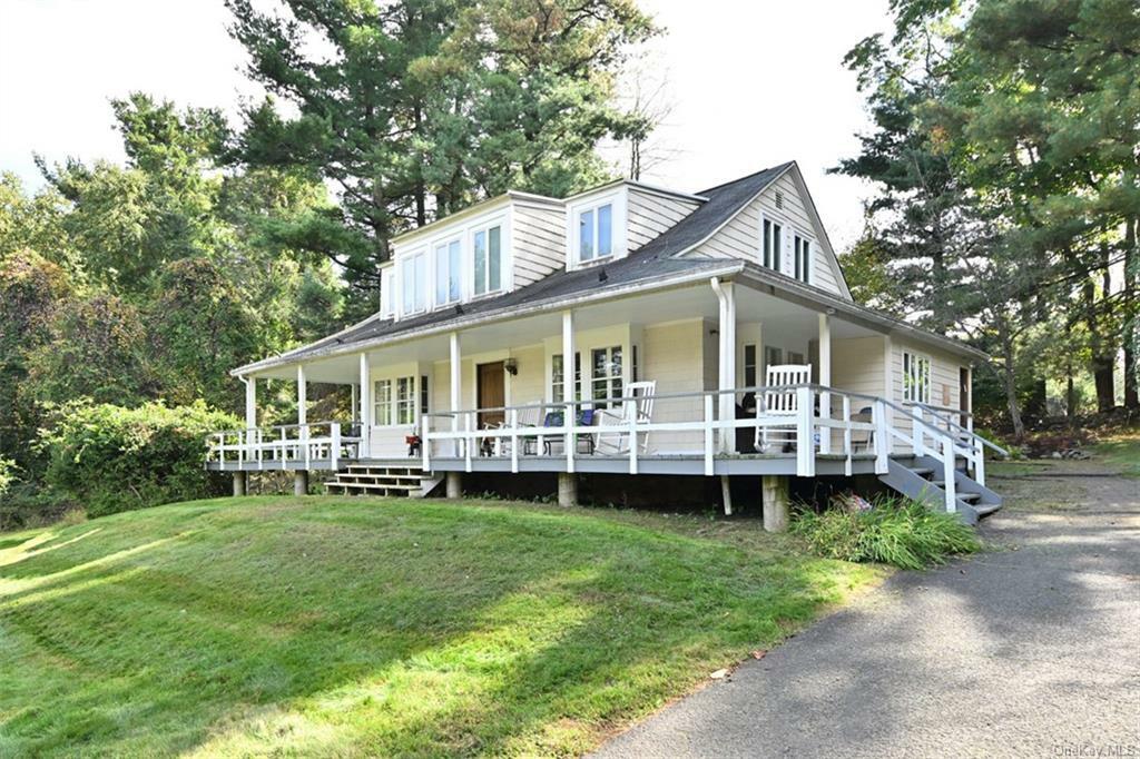 Property Photo:  26 Pomona Lane  NY 10901 