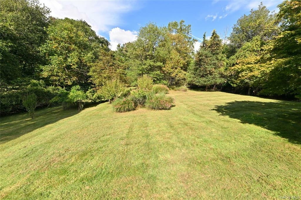 Property Photo:  25 Pomona Lane  NY 10901 