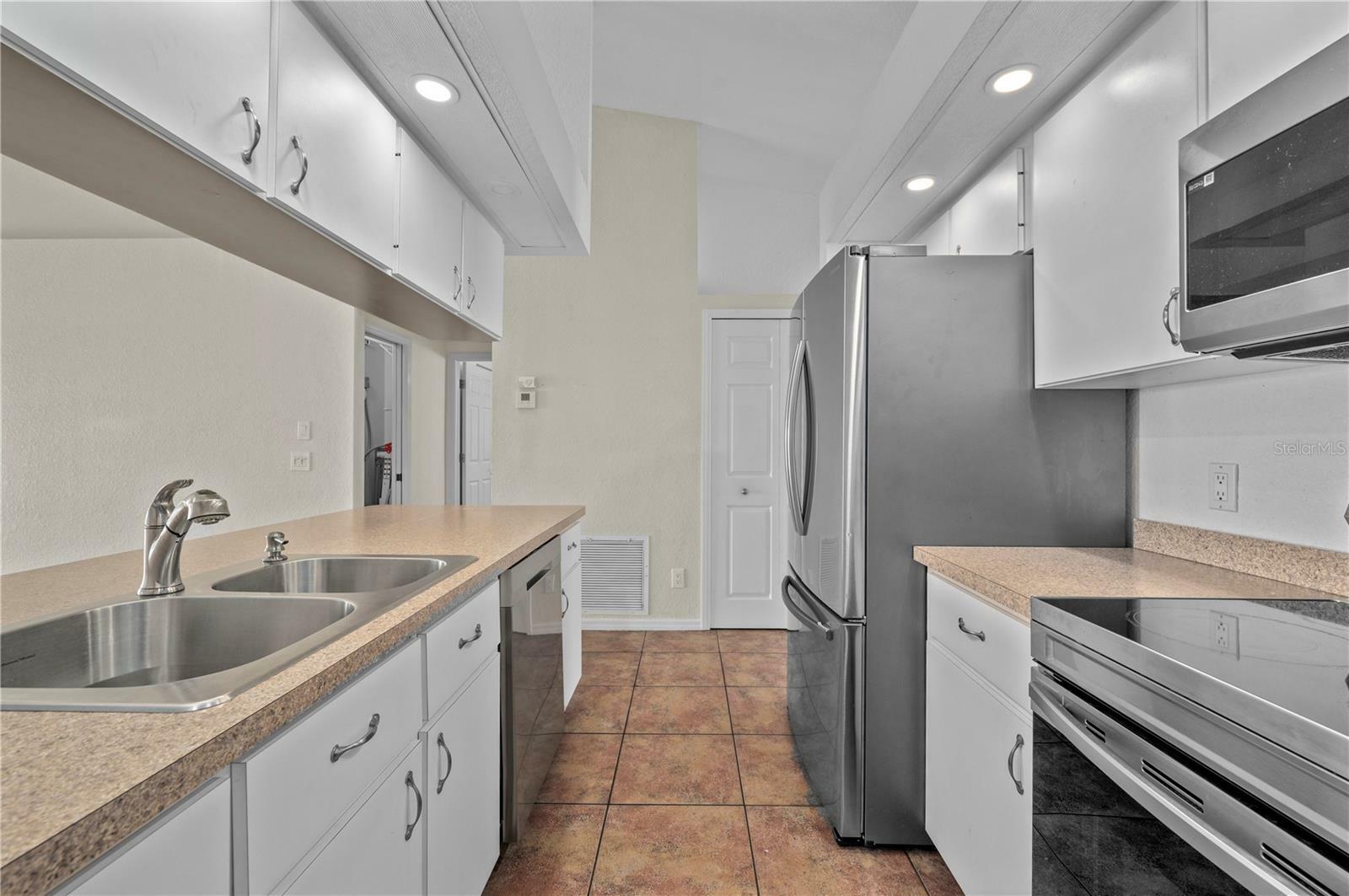 Property Photo:  1512 Rio De Janeiro Avenue 327  FL 33983 