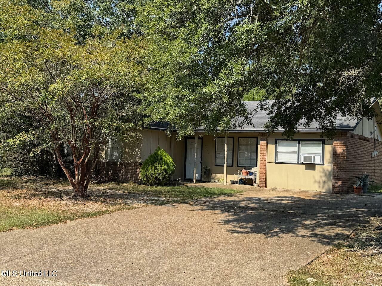 534 N Forest Drive  Gulfport MS 39507 photo