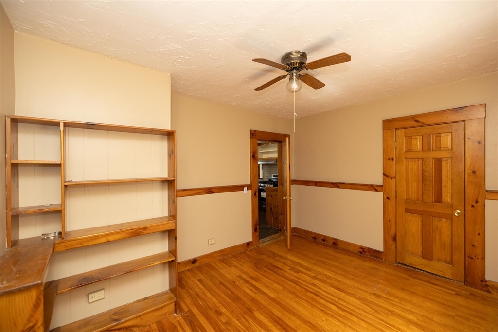 Property Photo:  10 Alpine Street 2  MA 01610 